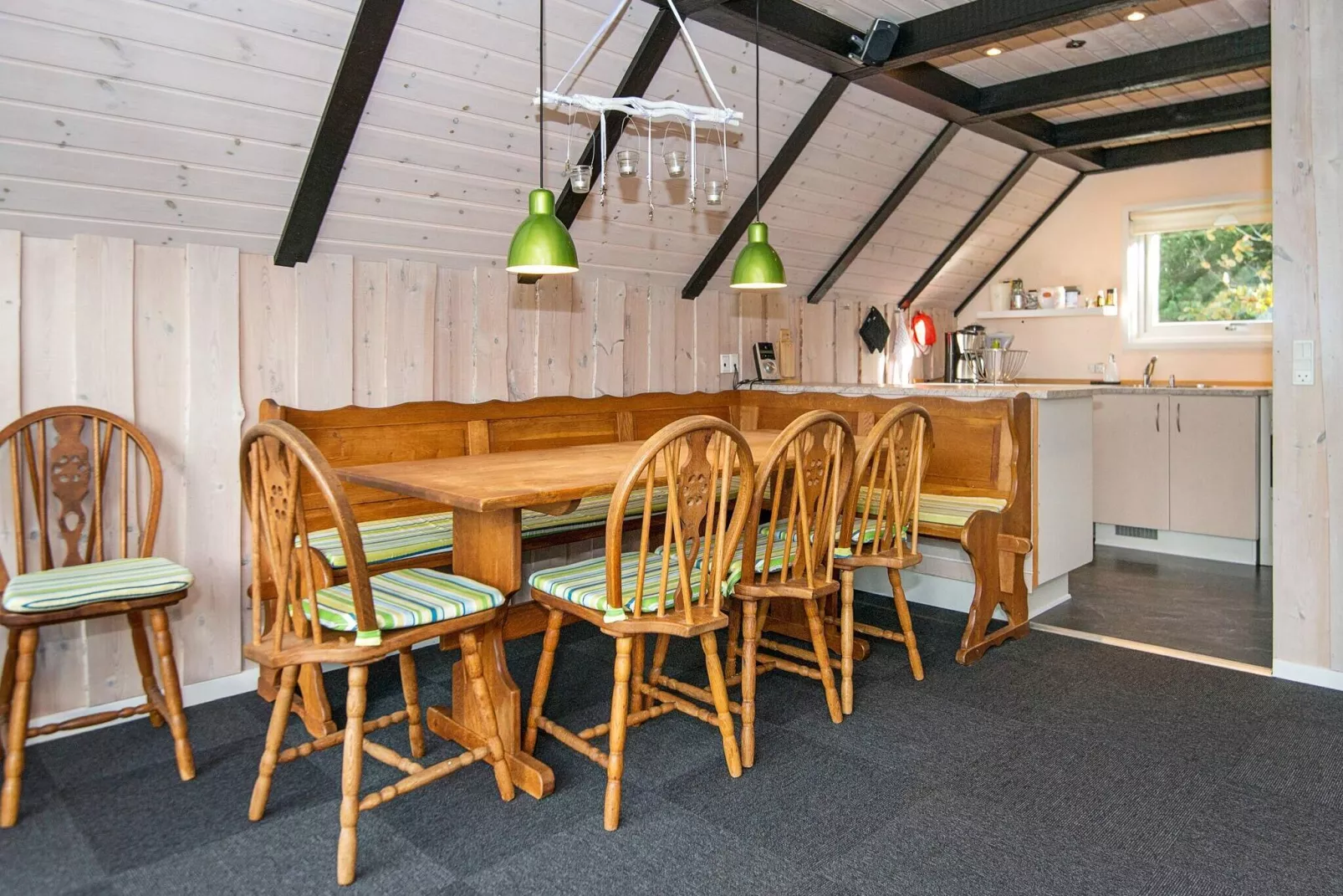 Tranquil Thatched Cottage on Romo-By Traum