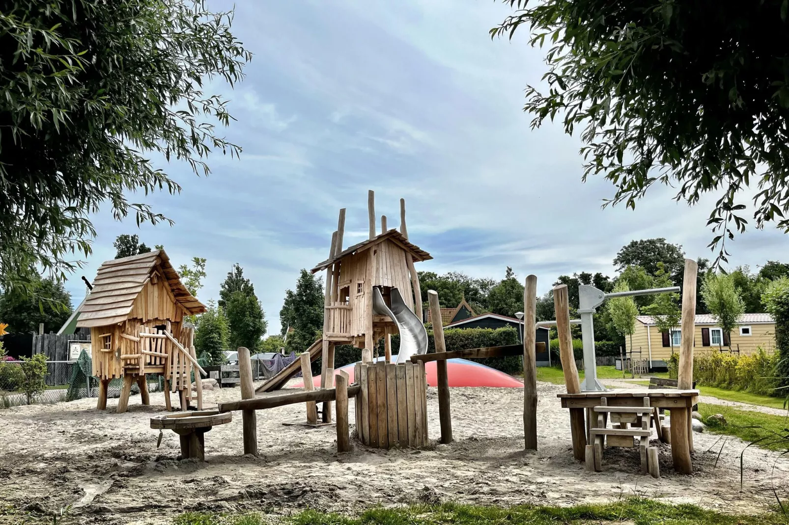 Recreatiepark Wiringherlant - Wiringher Chalet 10 - Park facilities