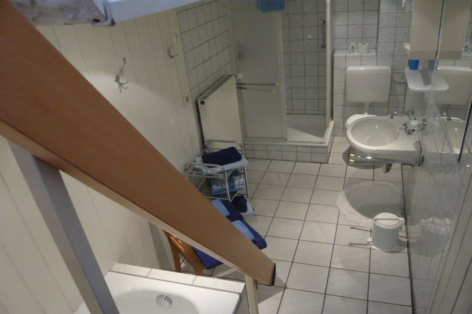 6041-Bathroom