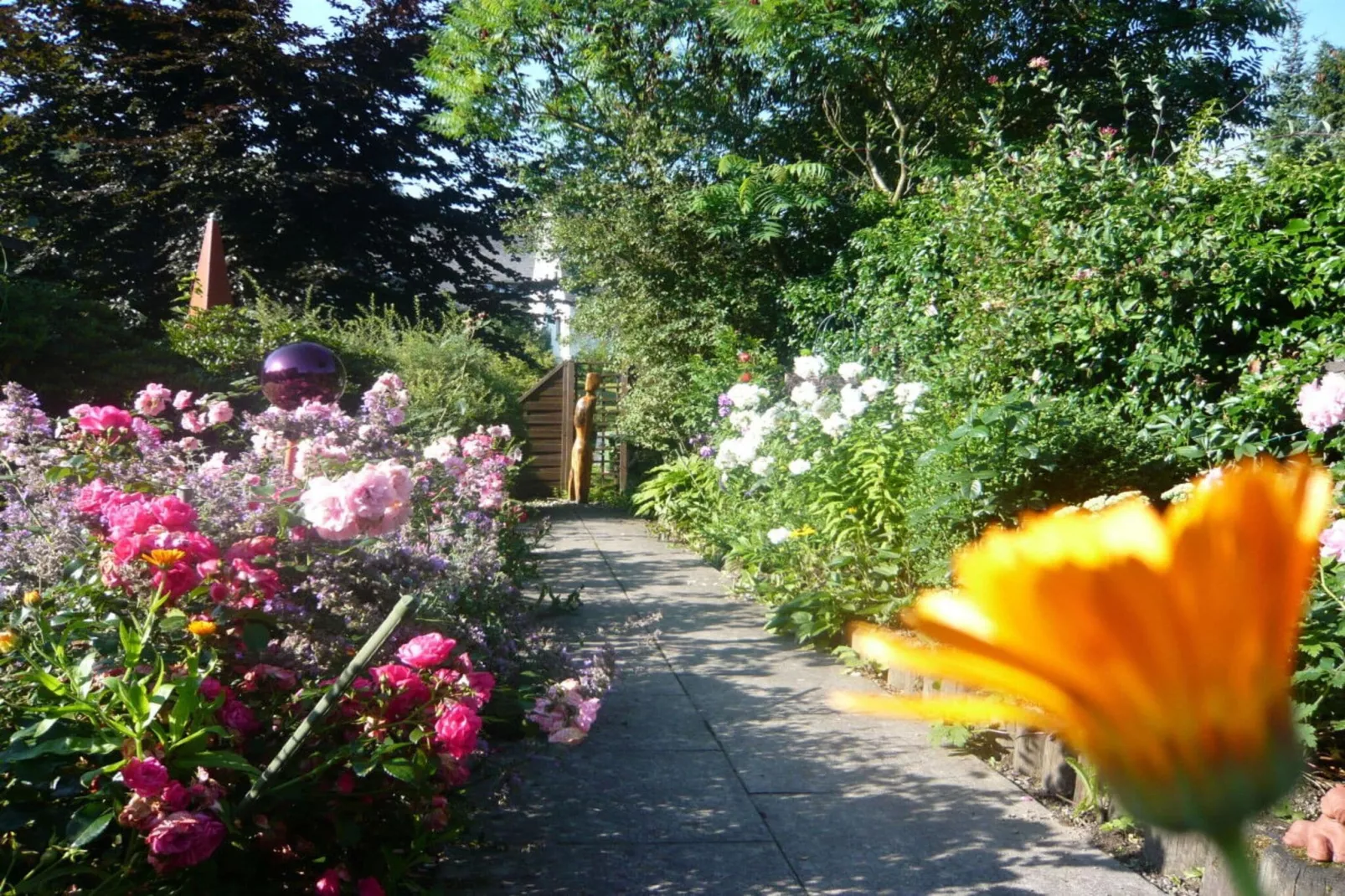6041-Gardens summer