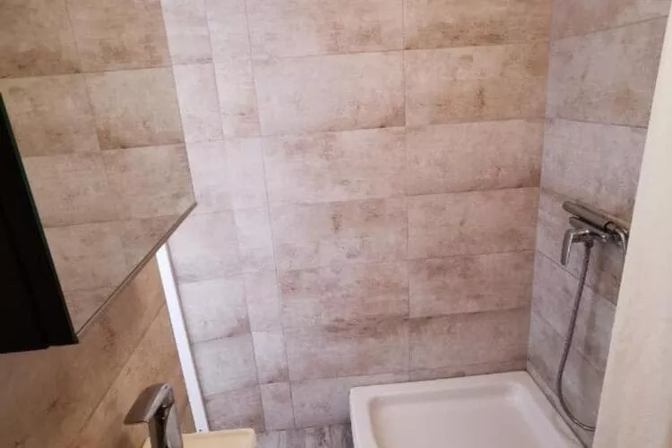 Guesthouse Videc-Bathroom