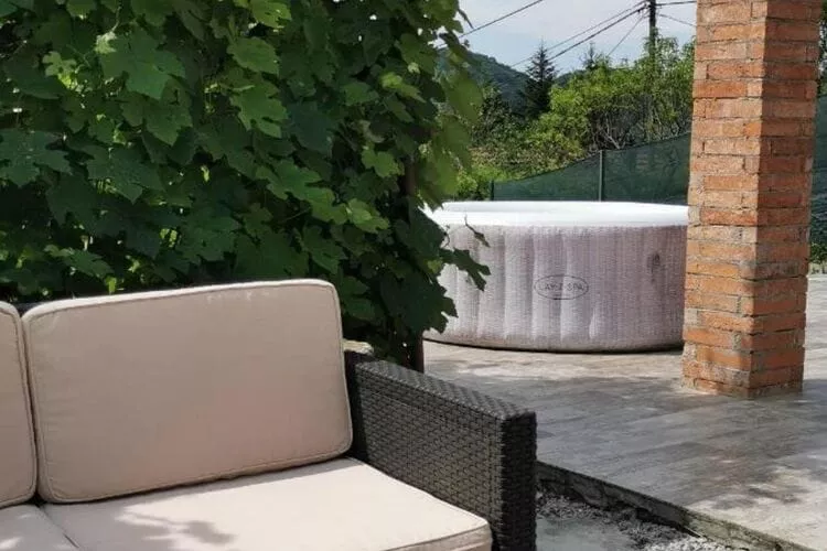 Guesthouse Videc-Gardens summer