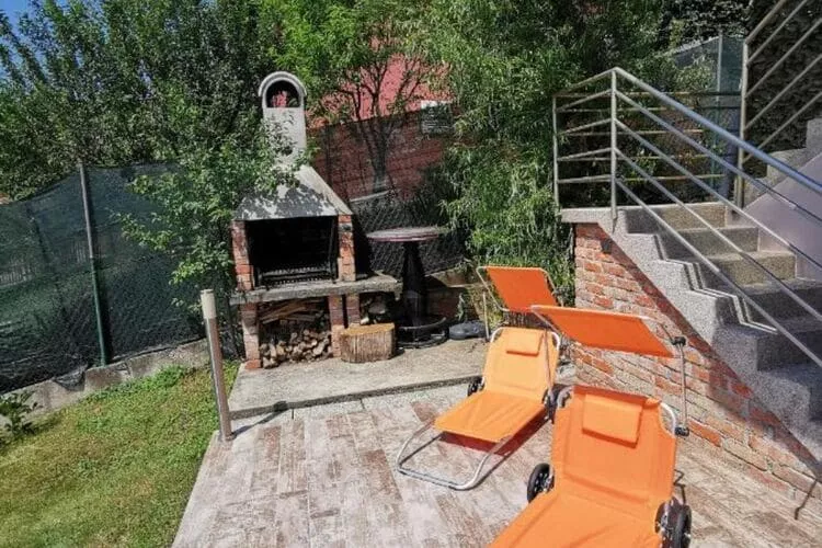 Guesthouse Videc-Gardens summer