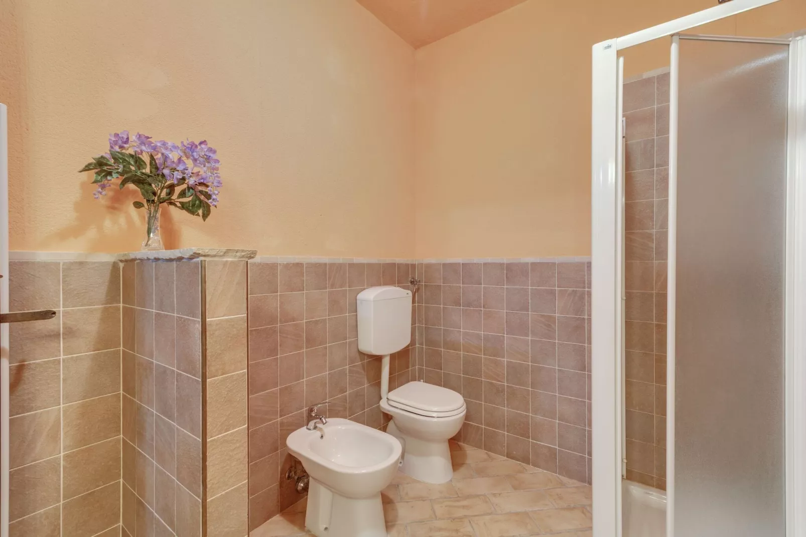 Valdalto-Bathroom