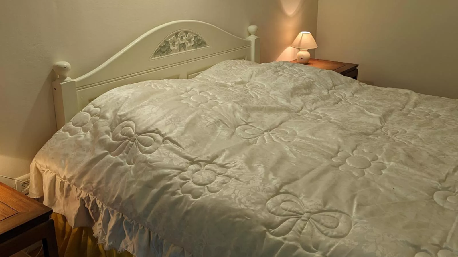 Gite Cottage-Bedroom