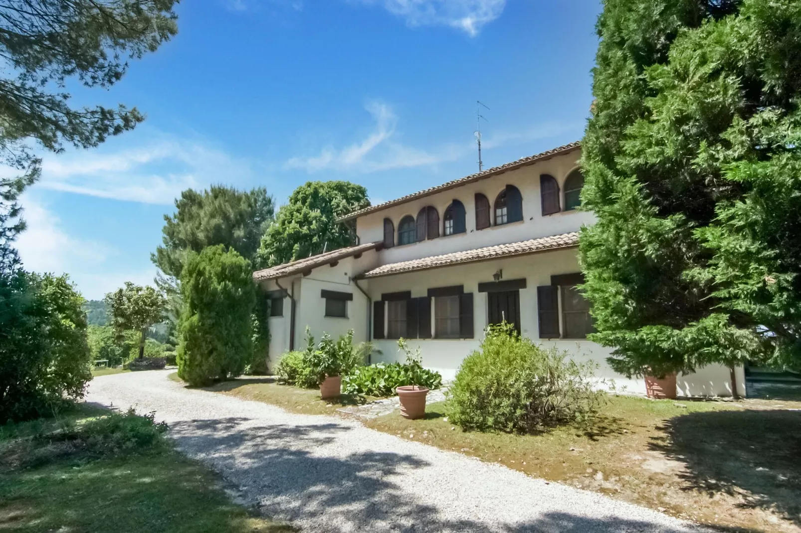 TerraMare-Exterior summer