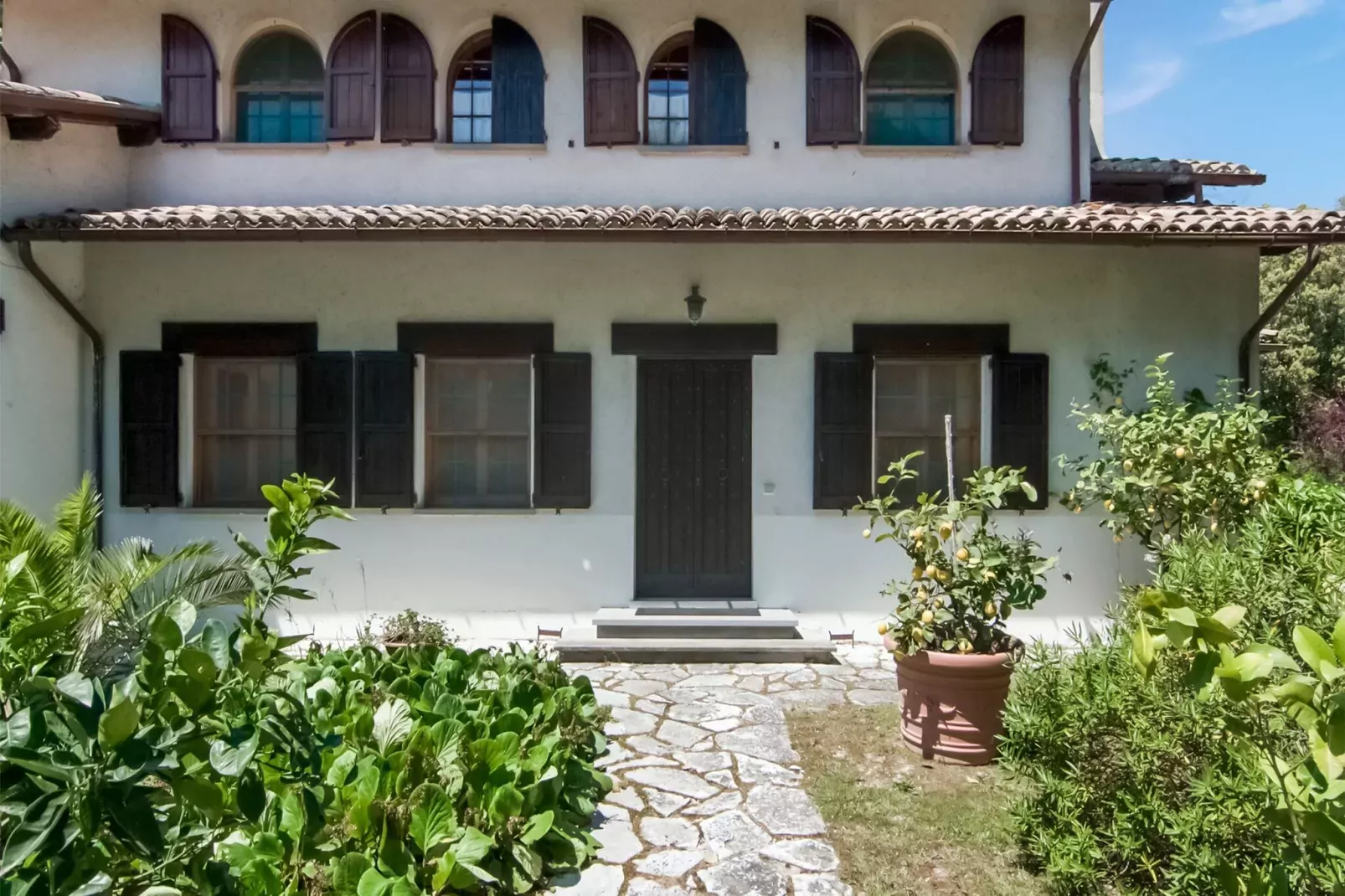 TerraMare-Exterior summer