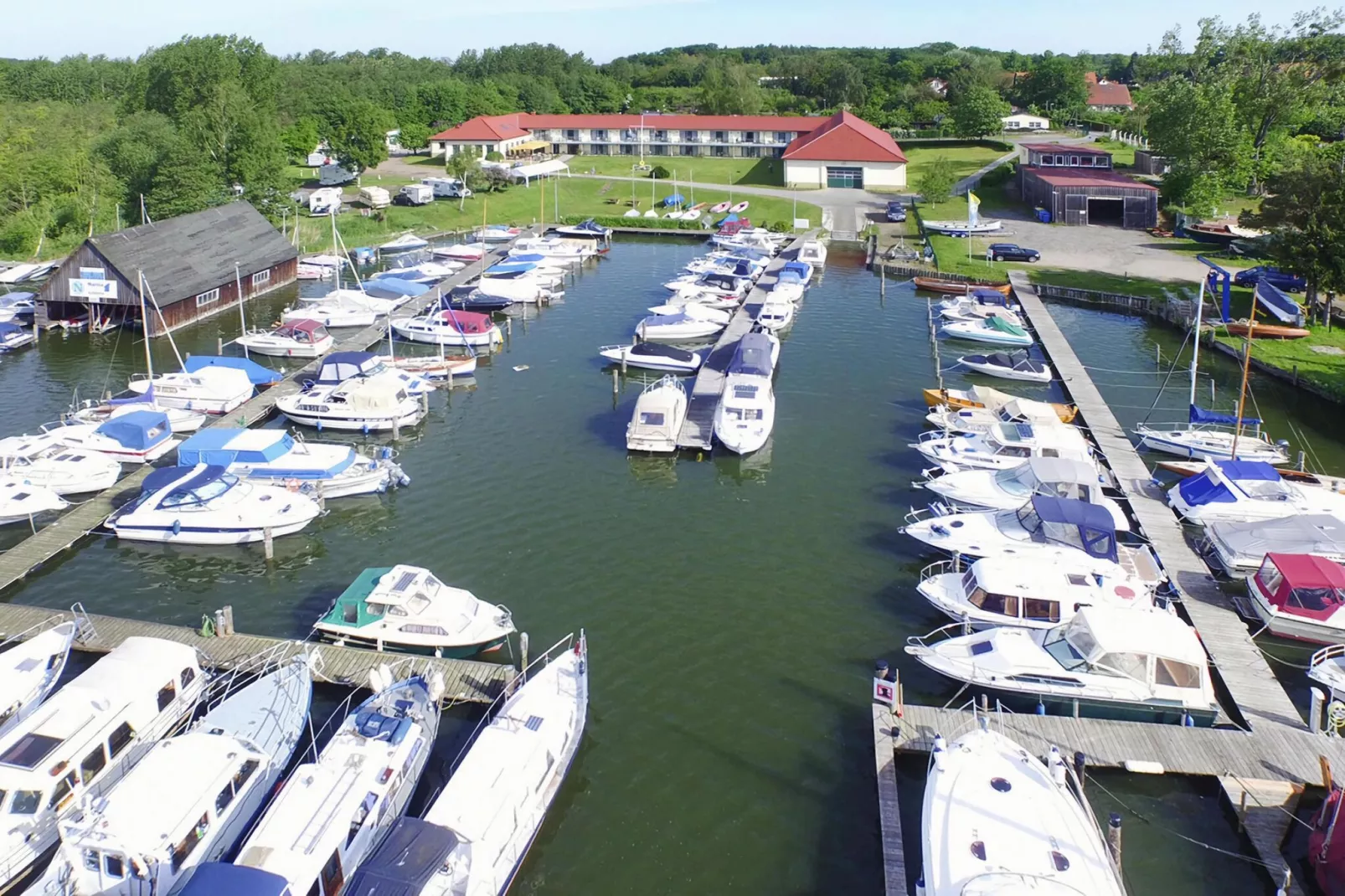 Appartements am Heidensee / OG 65 qm 4 Erw-Areas summer 5km