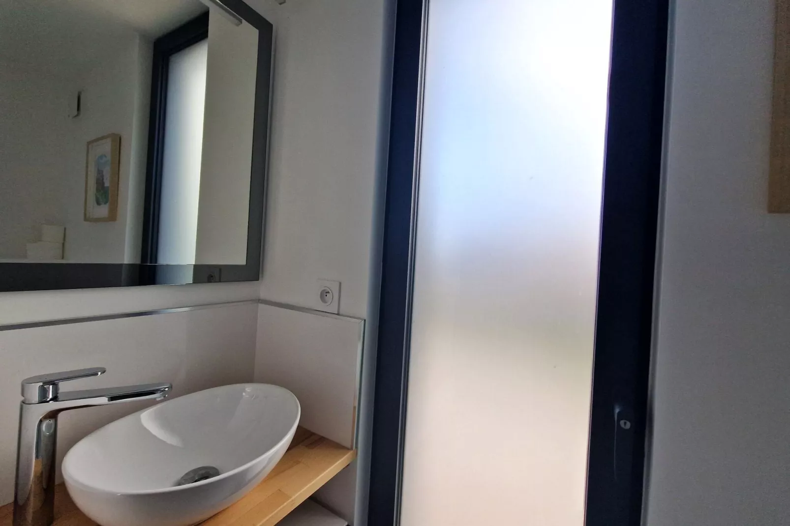 Studio bas Locquirec-Bathroom