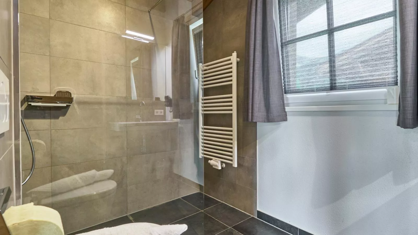 Green Garden Lodge A2 Walchen-Kaprun-Bathroom