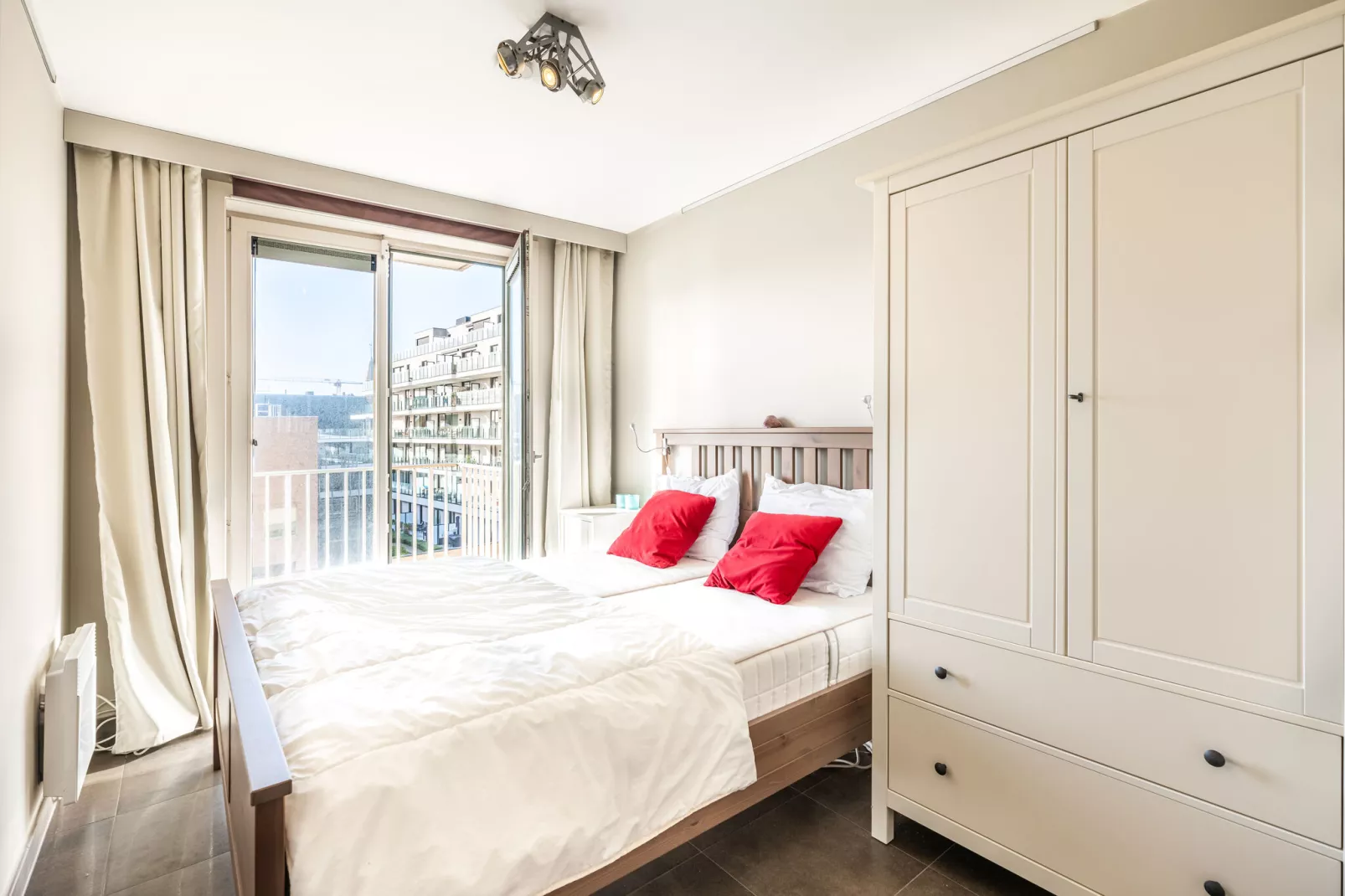 GAUQKL/GAUL3-Bedroom