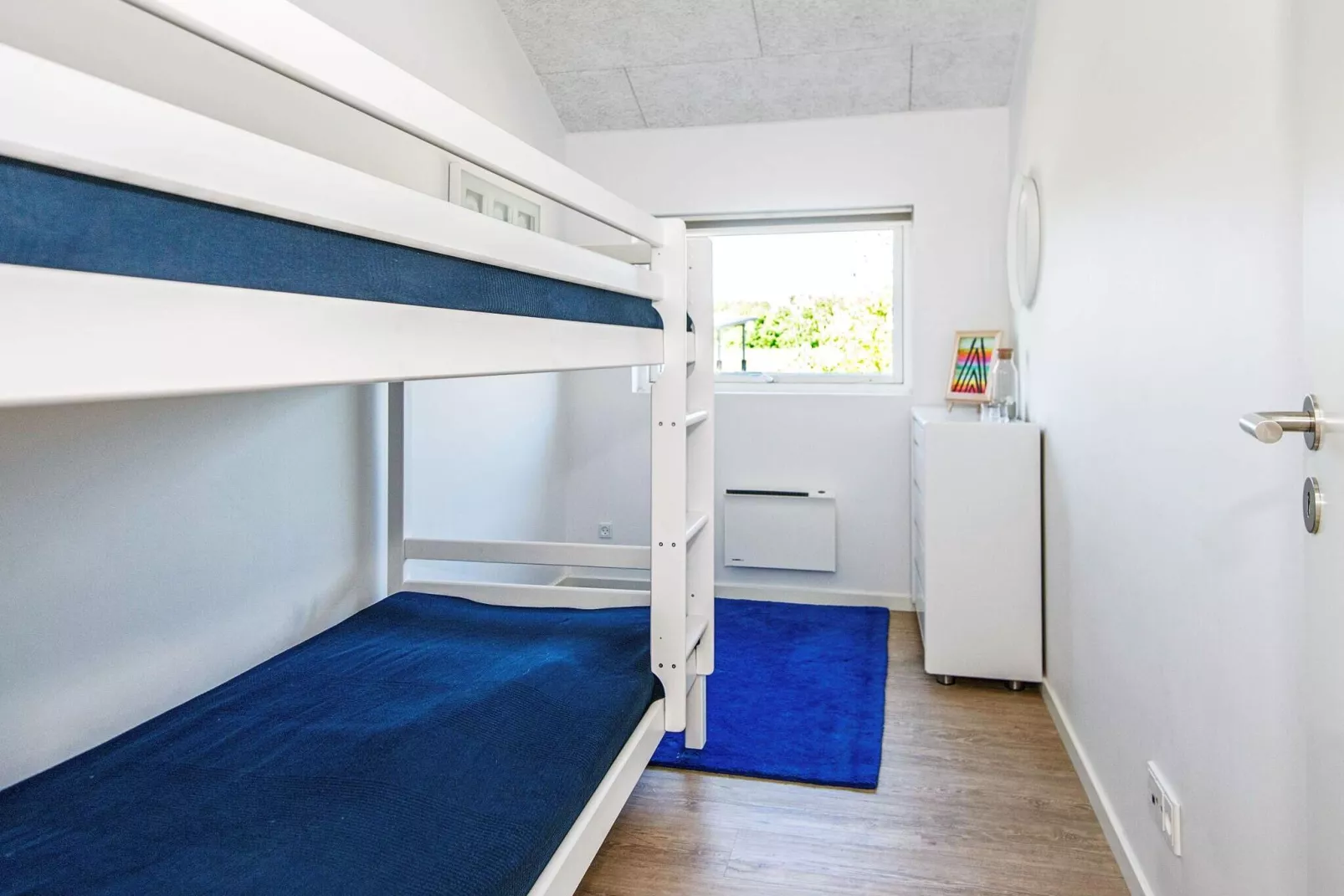 8 person holiday home in Glesborg-Indoor