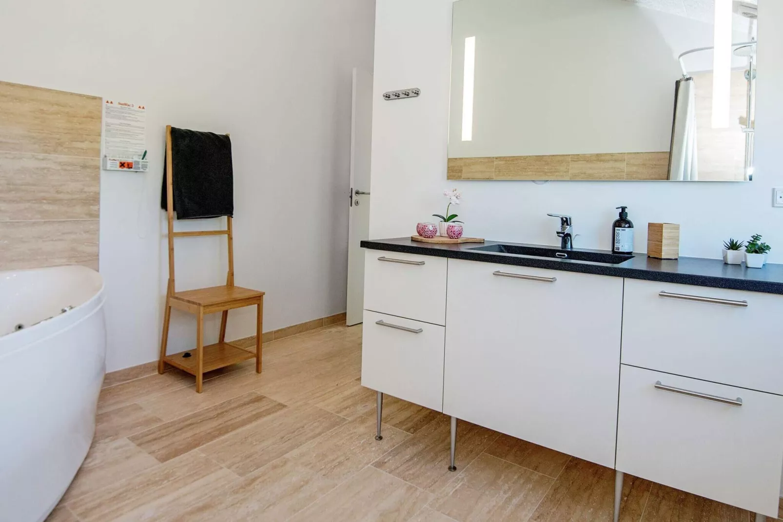 8 person holiday home in Glesborg-Indoor