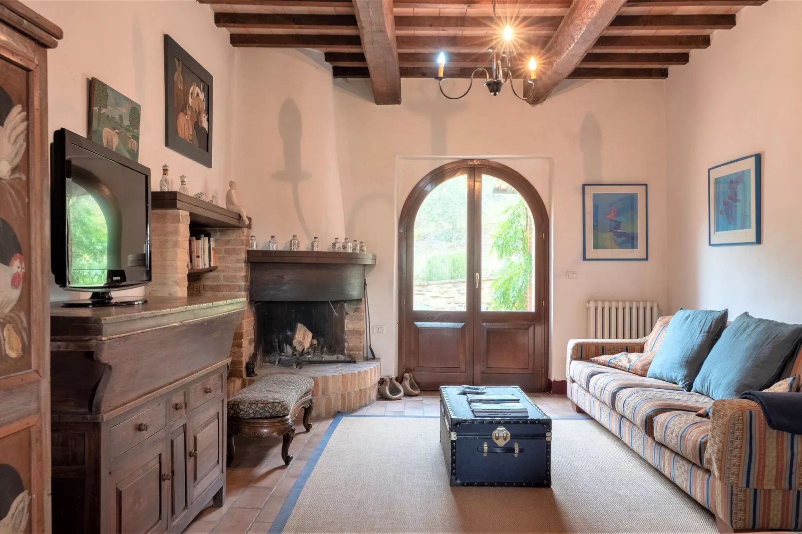 San Giovanni Dieci-Living room