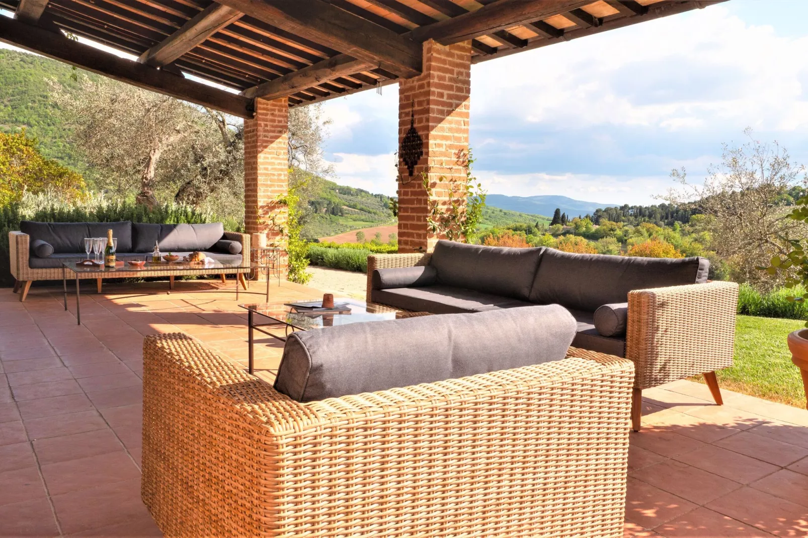 San Giovanni Dieci-Terrace balcony