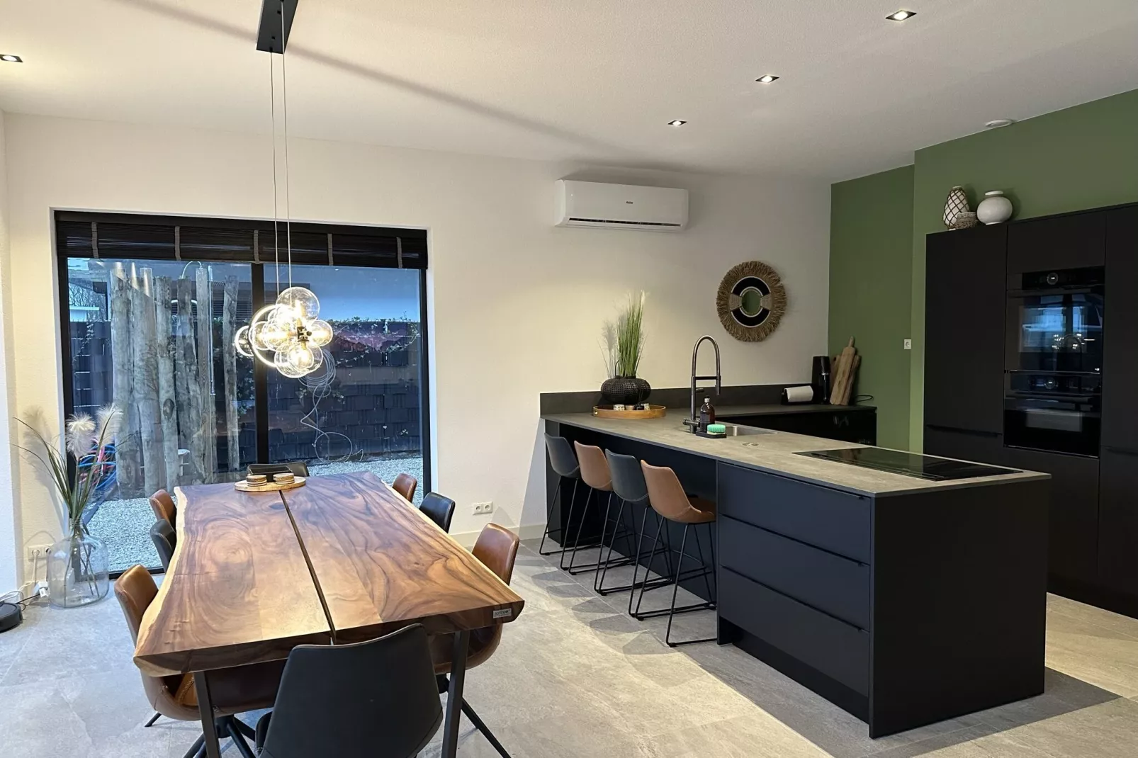 Casa Reyes al Lago 560-Kitchen