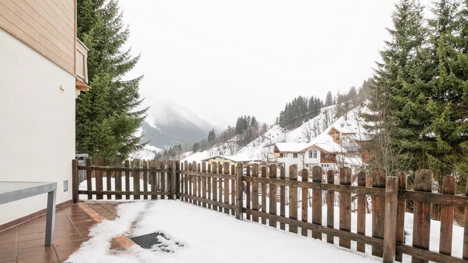 Hasenbach Ski in - Ski Out-View winter