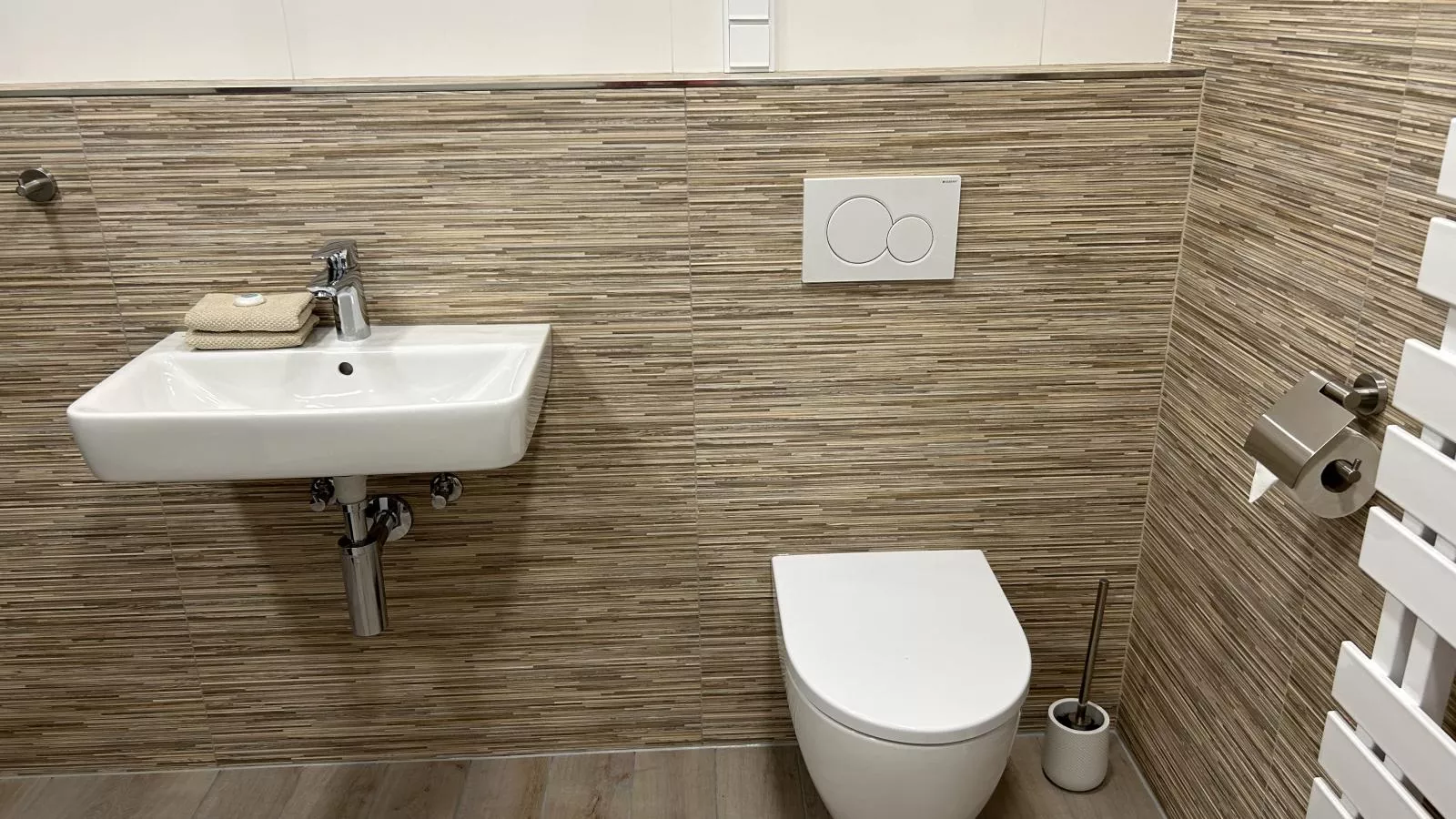 Grutsk-Bathroom