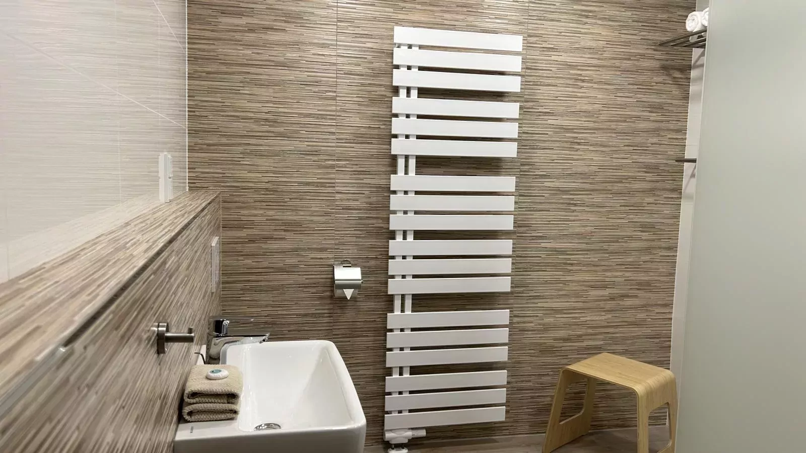 Grutsk-Bathroom