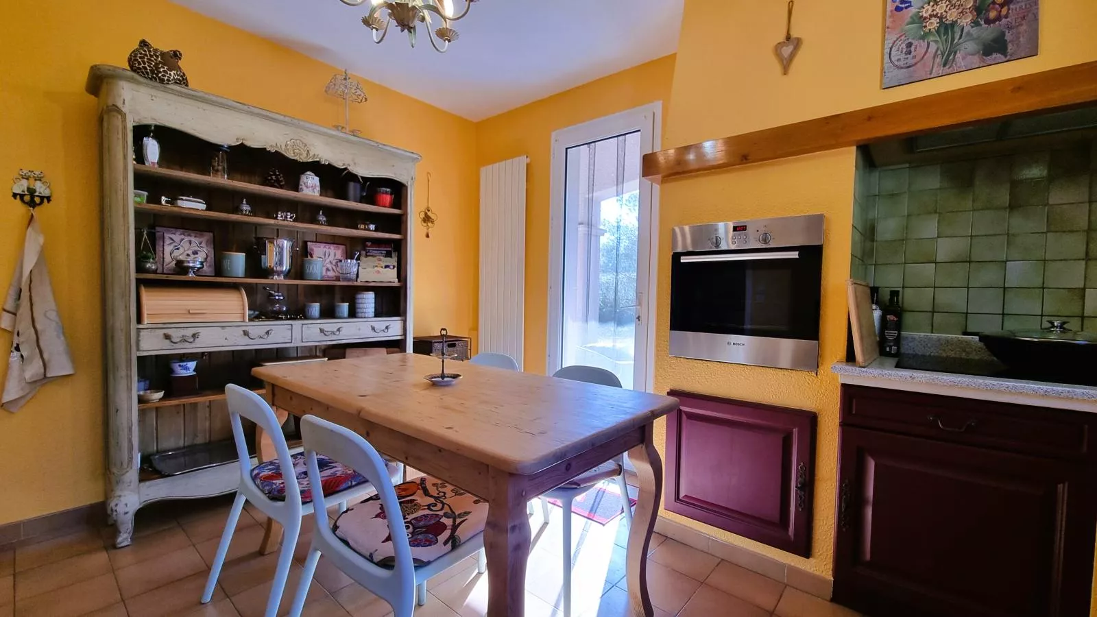 Roco Aigle-Kitchen