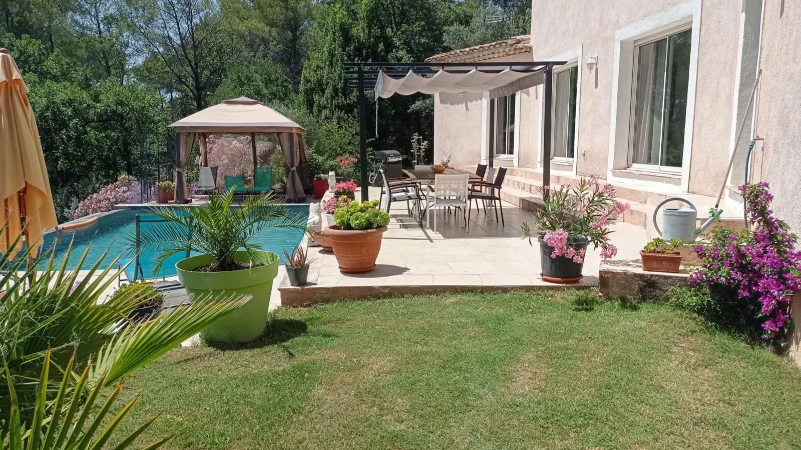 Lena-Pool