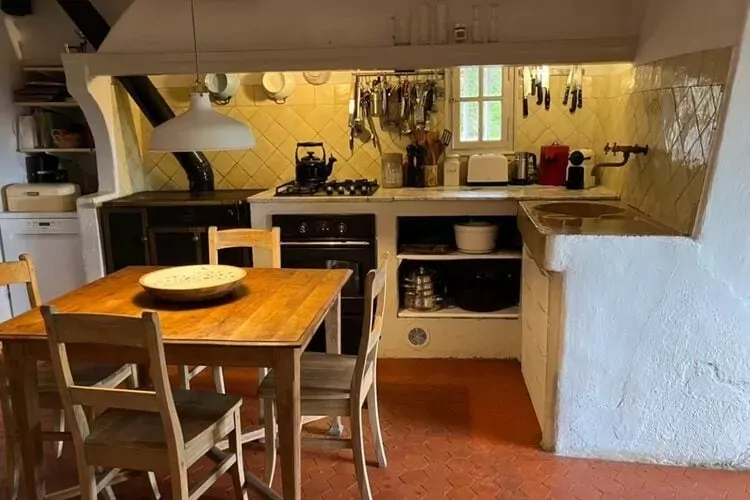 Vieille route de Grasse-Kitchen