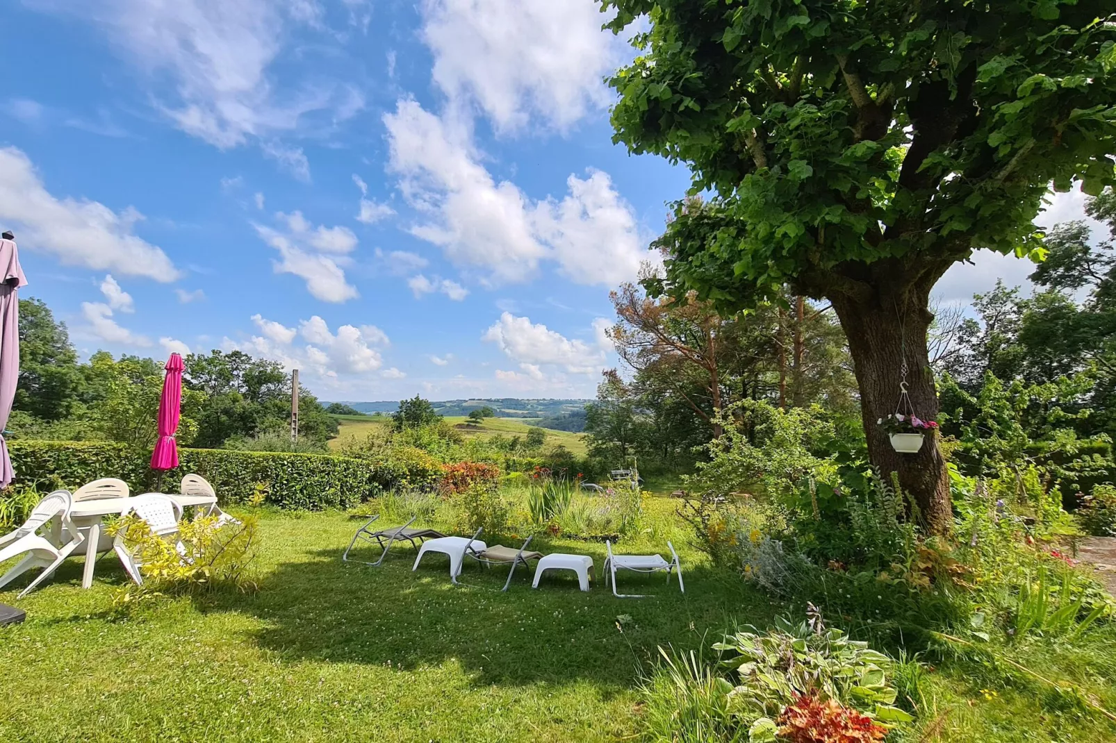 Petite Plaisance-Exterior summer