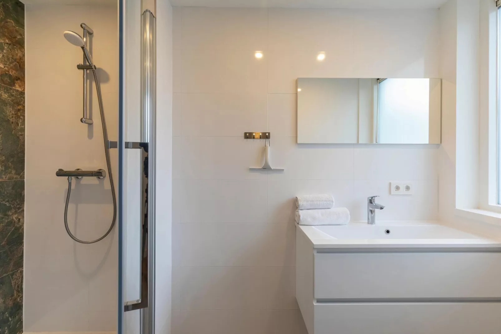 Oostkapelseweg 32 -Ooievaar-Bathroom