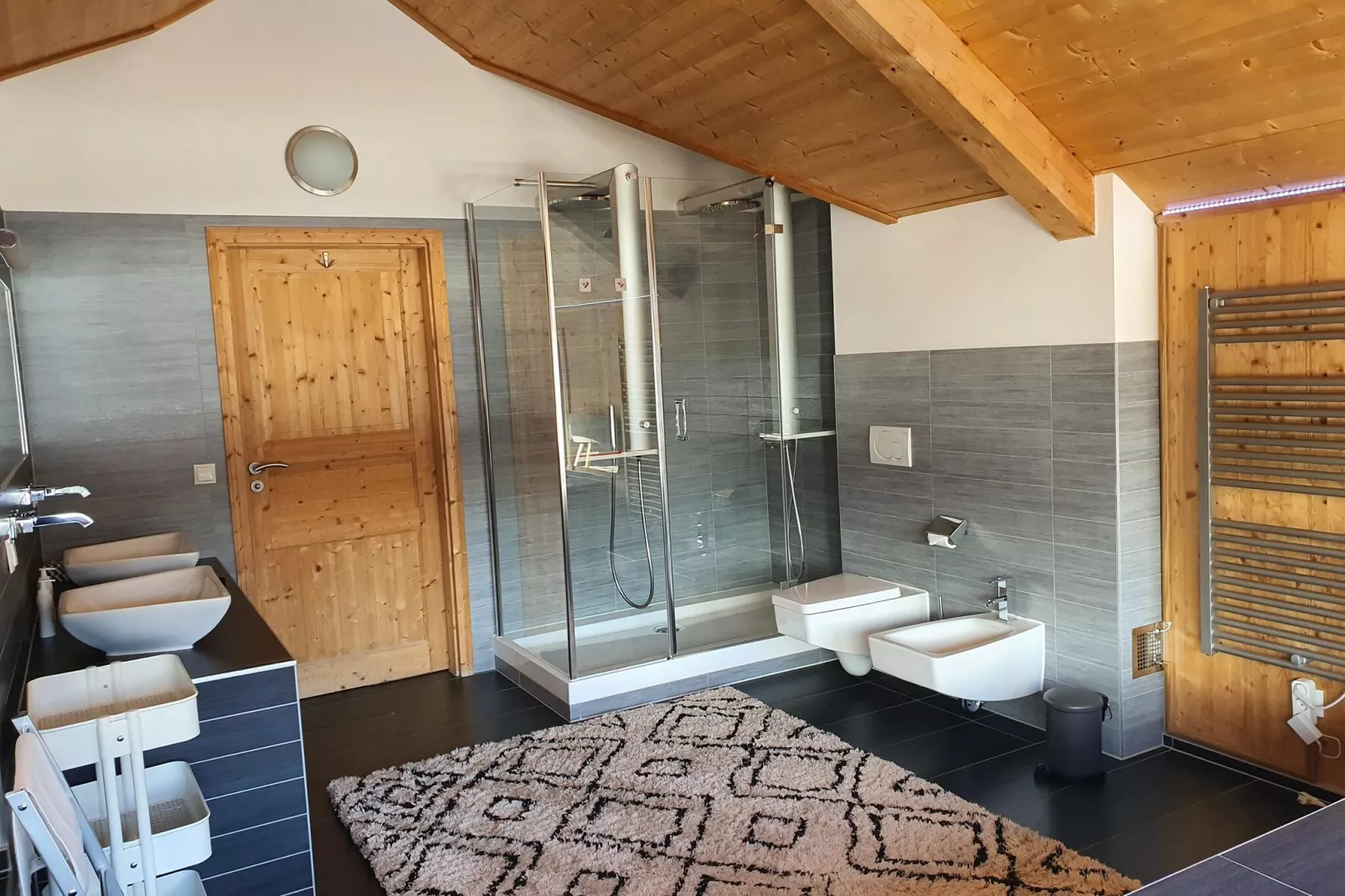Tauern Chalet-Bathroom