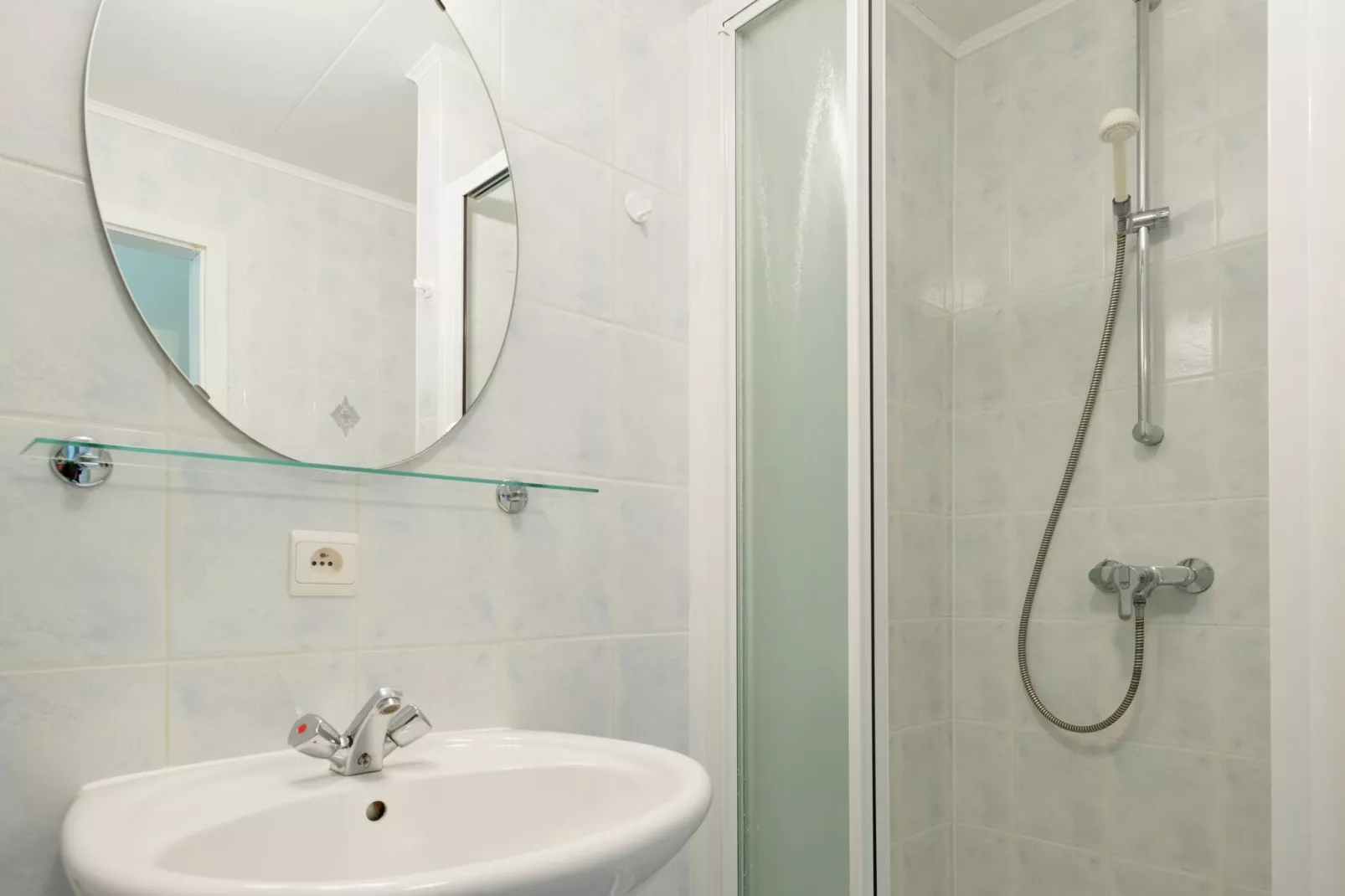 Evasion 8 personnes-Bathroom