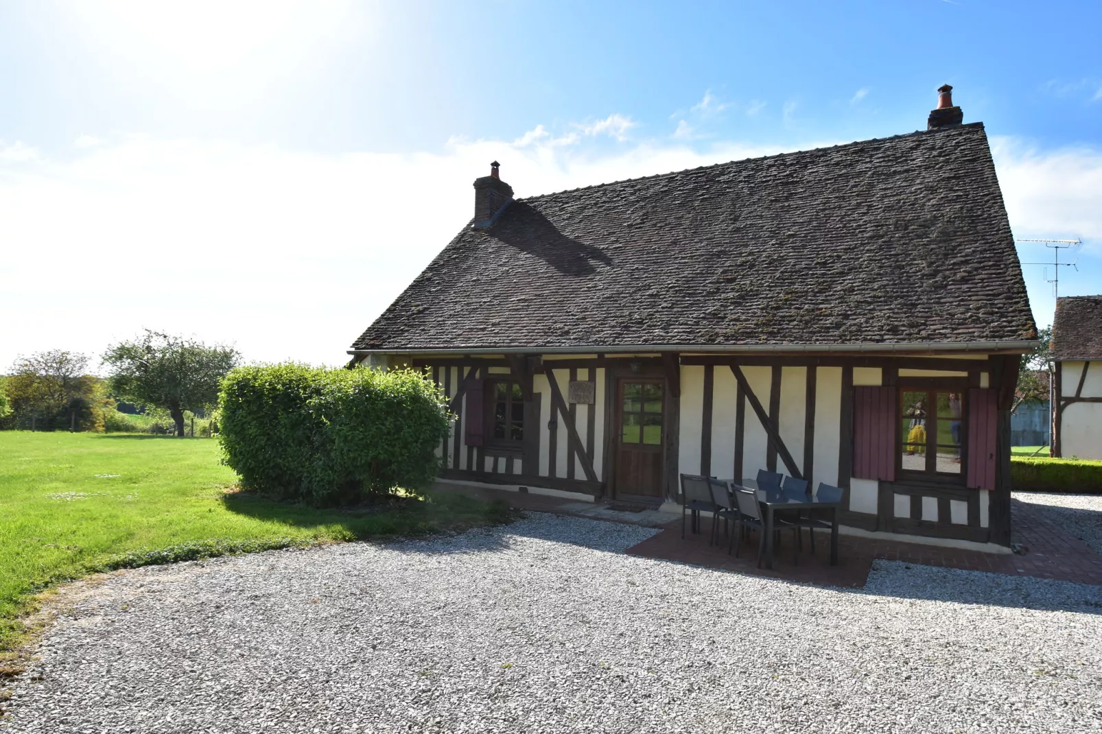 Maison de vacances St Maurice sur Aveyron-Exterior summer