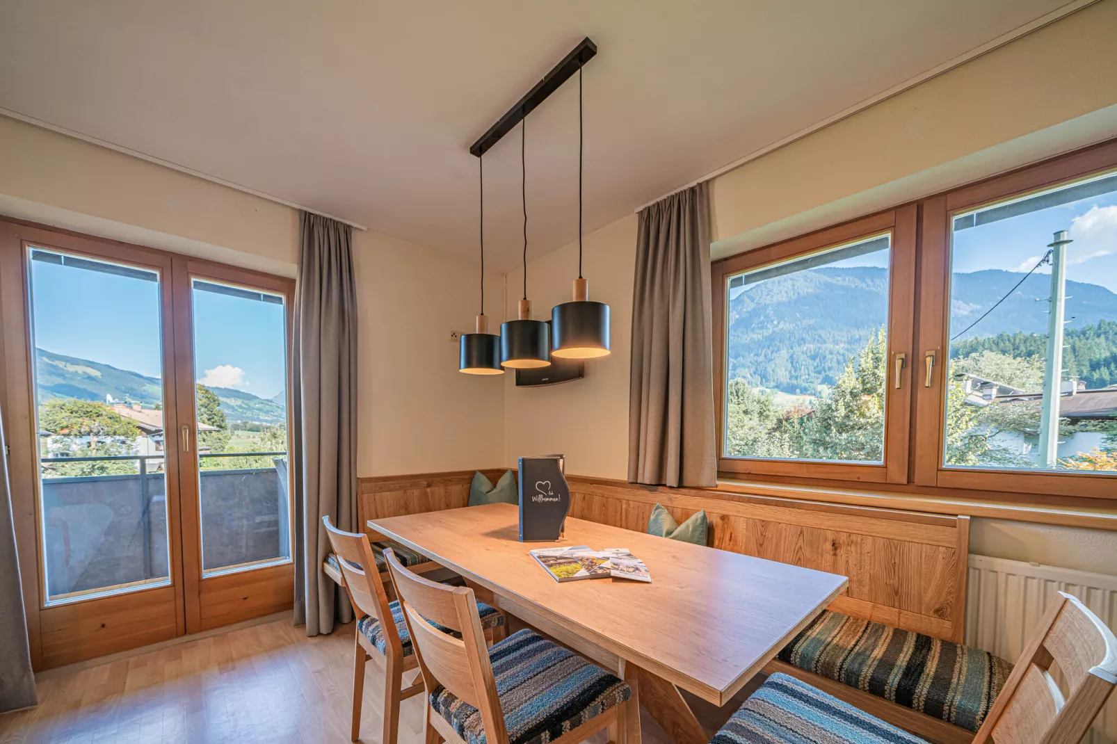 Haus Andrea Cäciel-Dining room