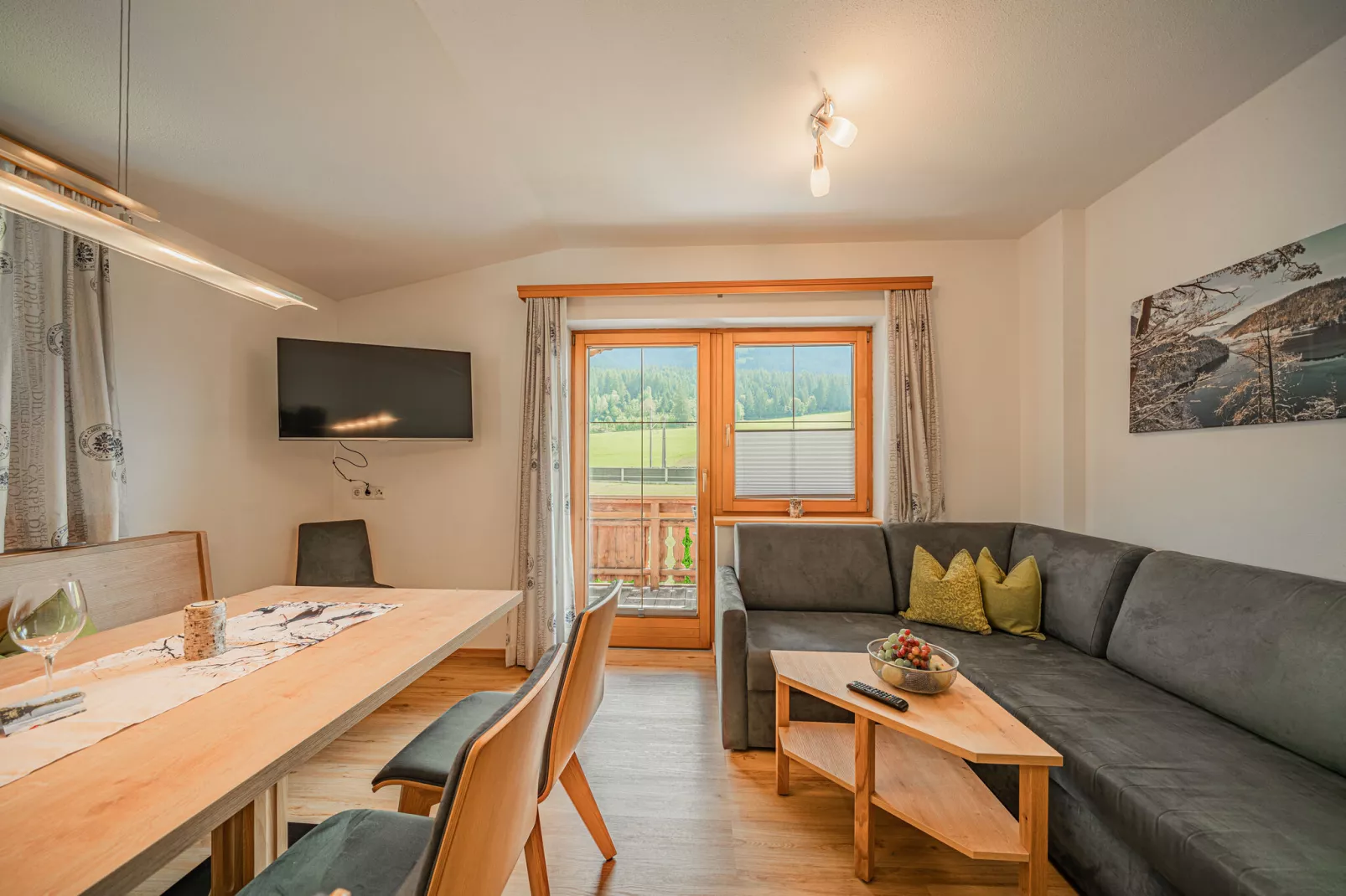 Haus Gamper-Living room