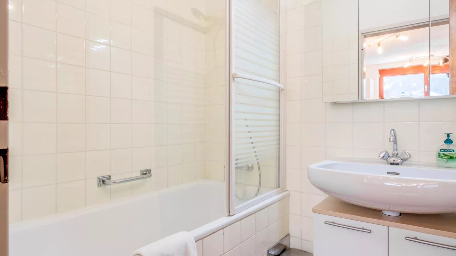 My Mountain next door-Salle de bain
