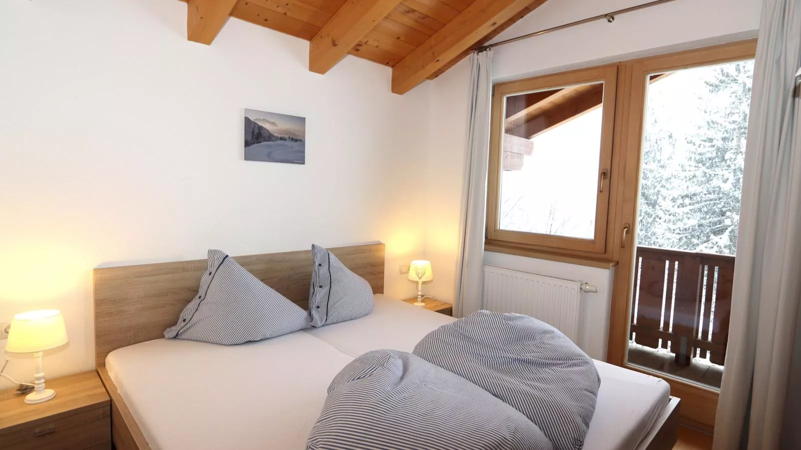 Dubbel Dik Hout-Bedroom