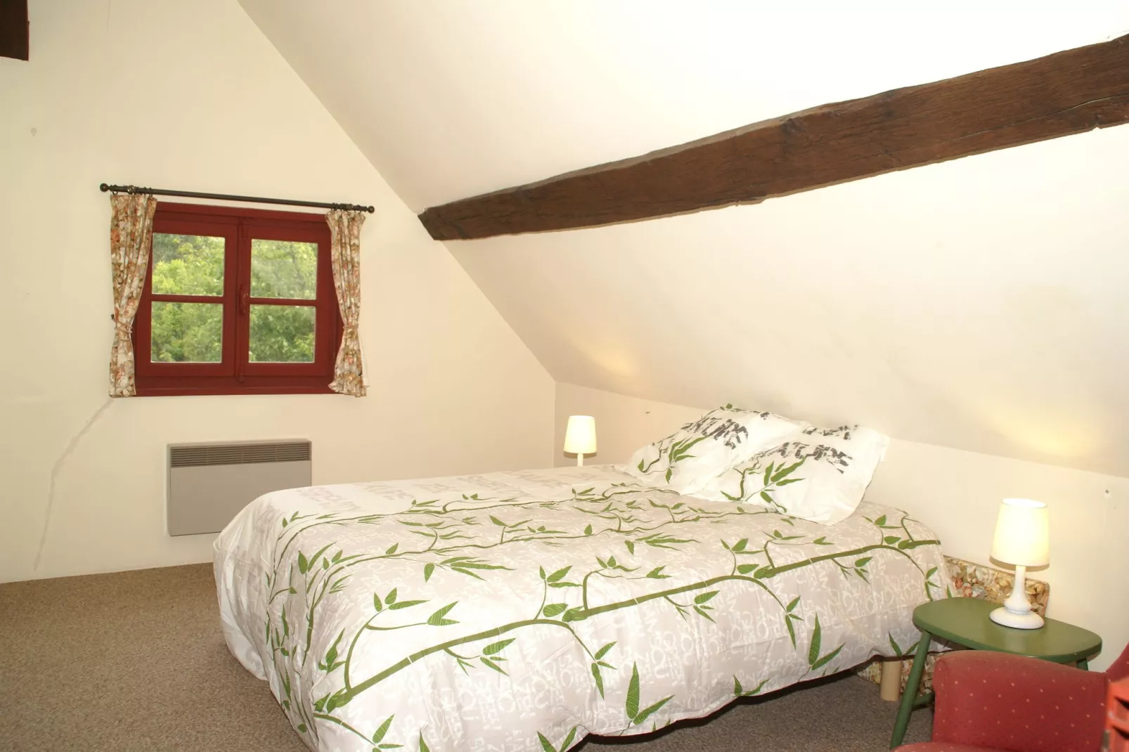 Maison de vacances St Maurice sur Aveyron-Bedroom