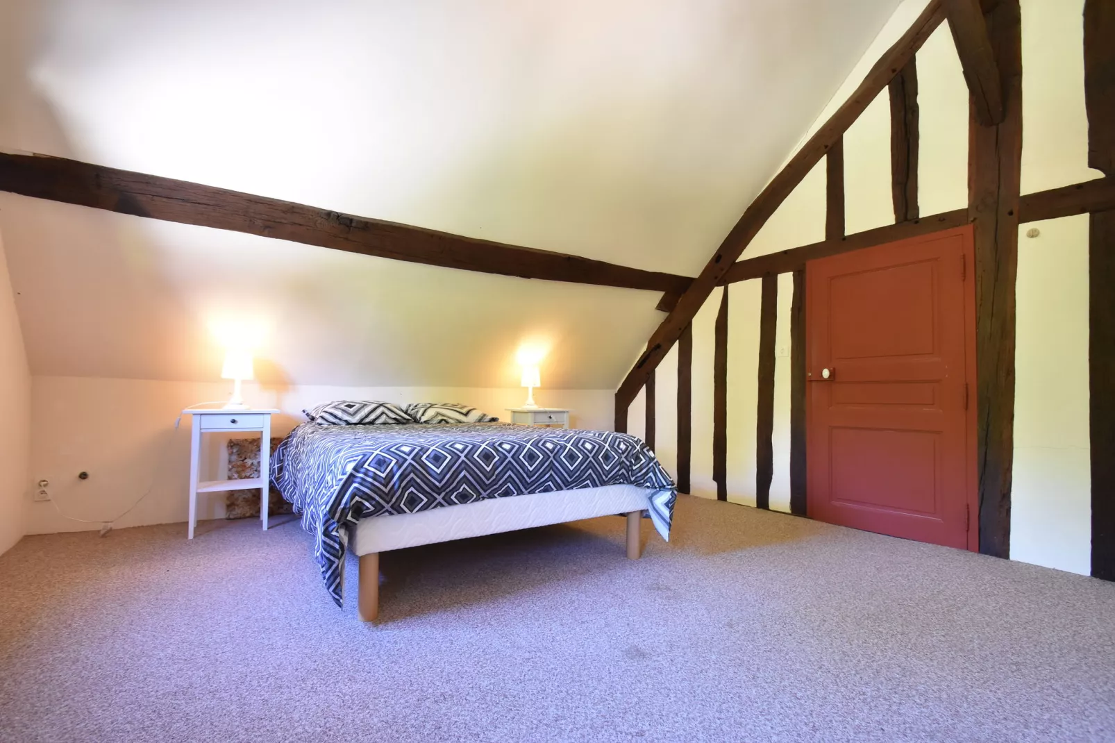 Maison de vacances St Maurice sur Aveyron-Bedroom