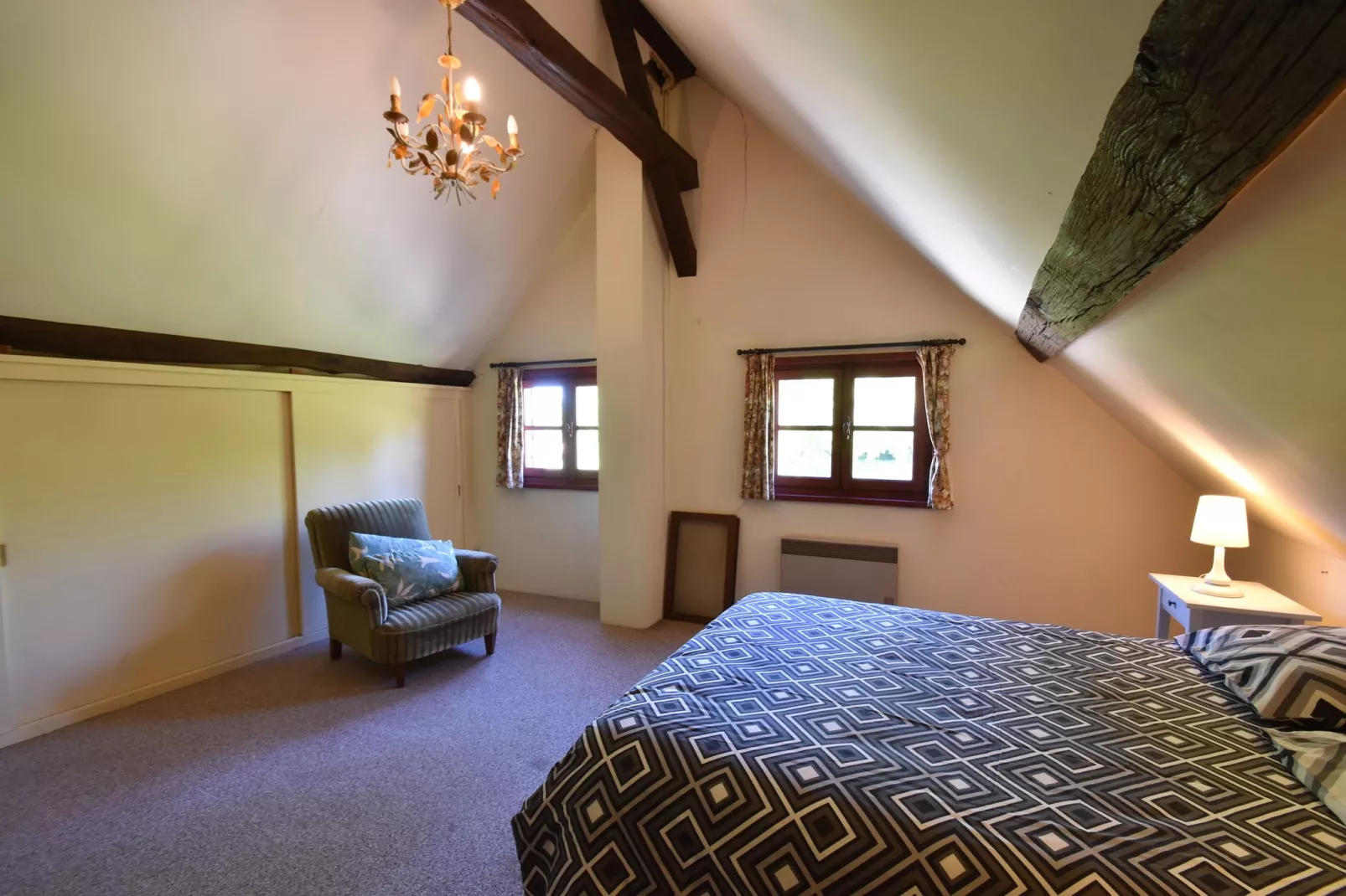 Maison de vacances St Maurice sur Aveyron-Bedroom