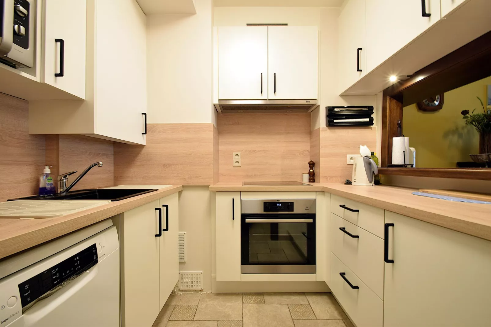 Blomme 0202-Kitchen