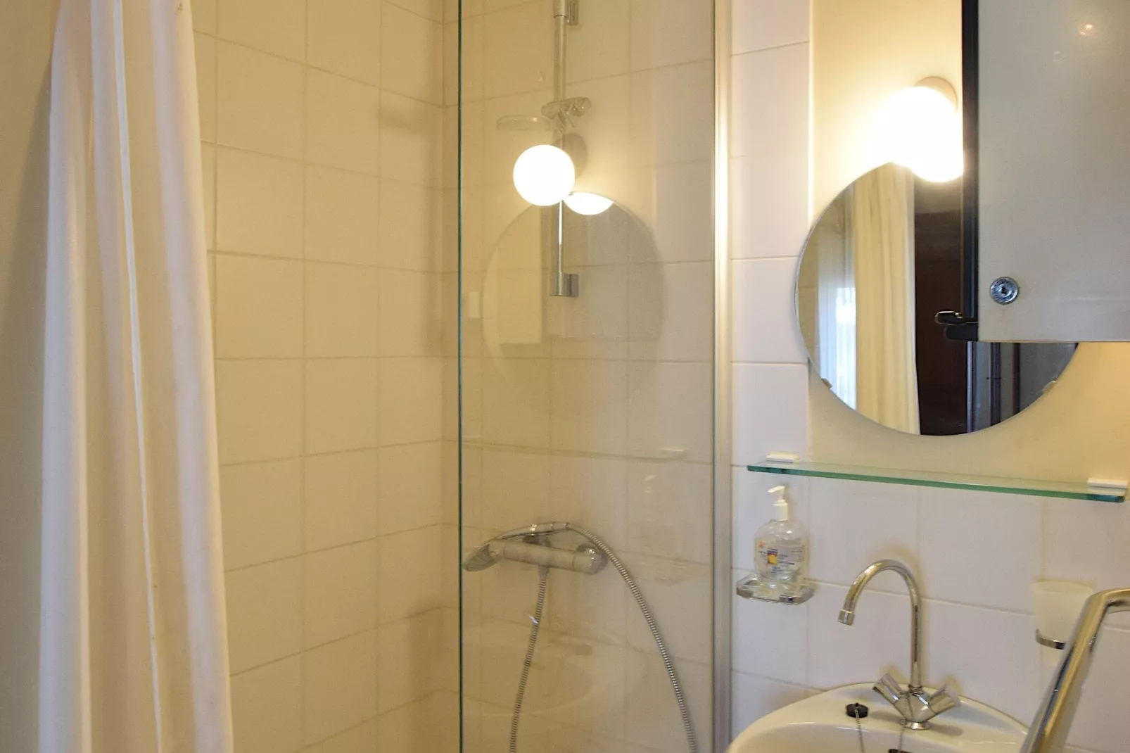 Ter Poel 0001-Bathroom