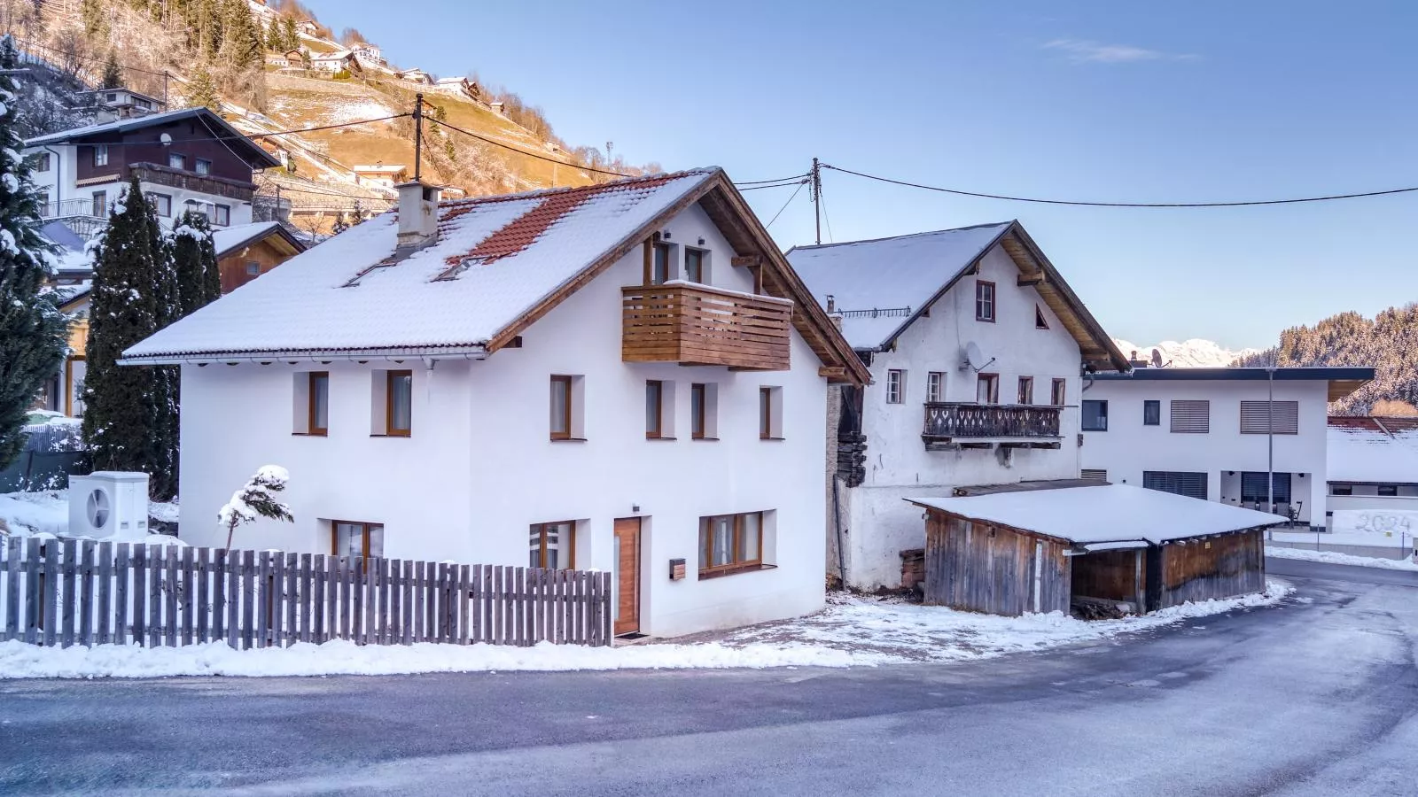 Chalet Bergglück-Exterior winter