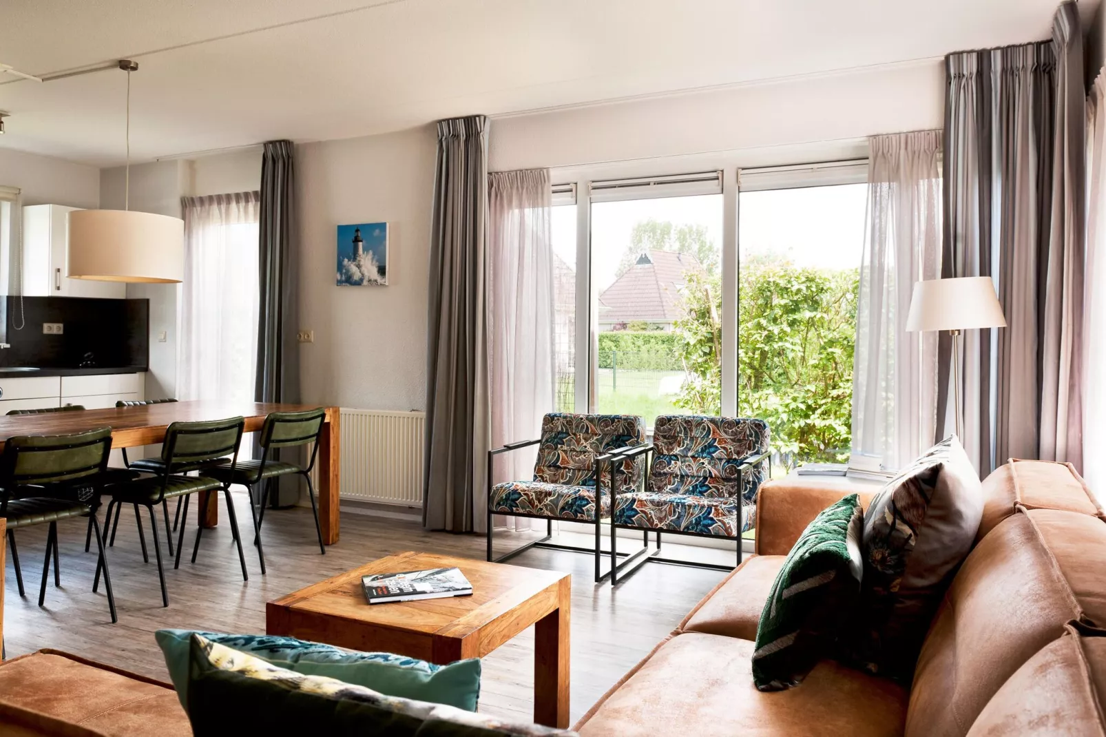 Fisker Wellness de Luxe VIP met sloep en buitenspa / 6 pers-Living room