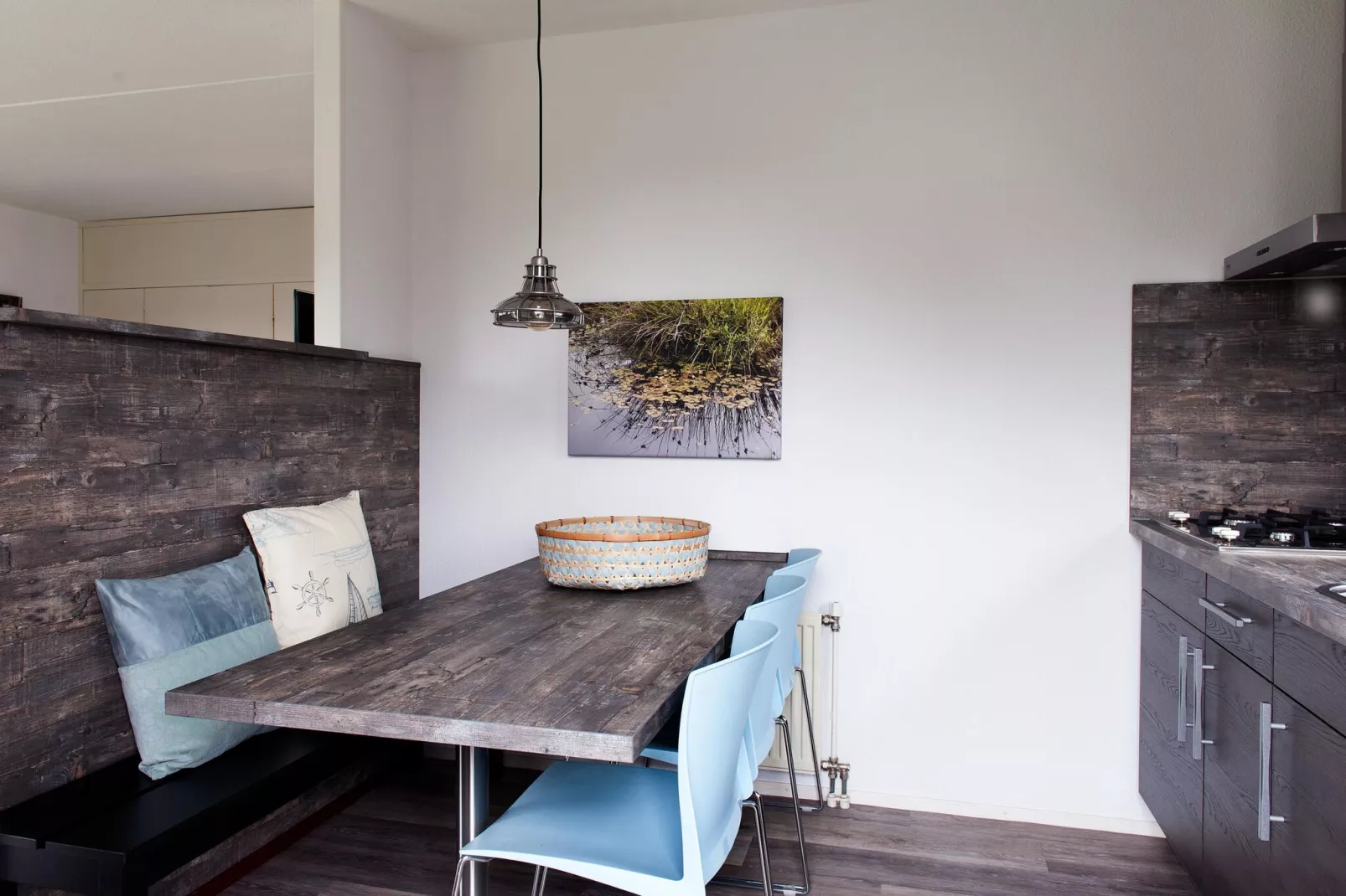 Fisker Wellness de Luxe VIP met sloep en buitenspa / 6 pers-Dining room
