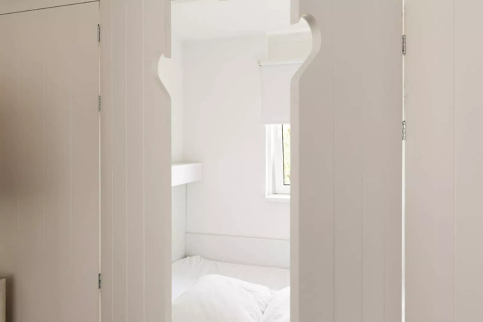 Fisker Wellness de Luxe VIP met sloep en buitenspa / 6 pers-Bedroom