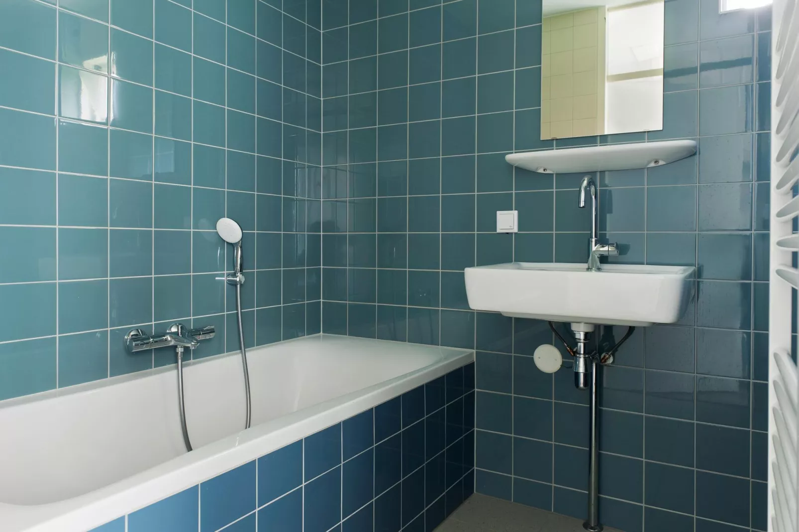 Fisker Wellness de Luxe VIP met sloep en buitenspa / 6 pers-Bathroom