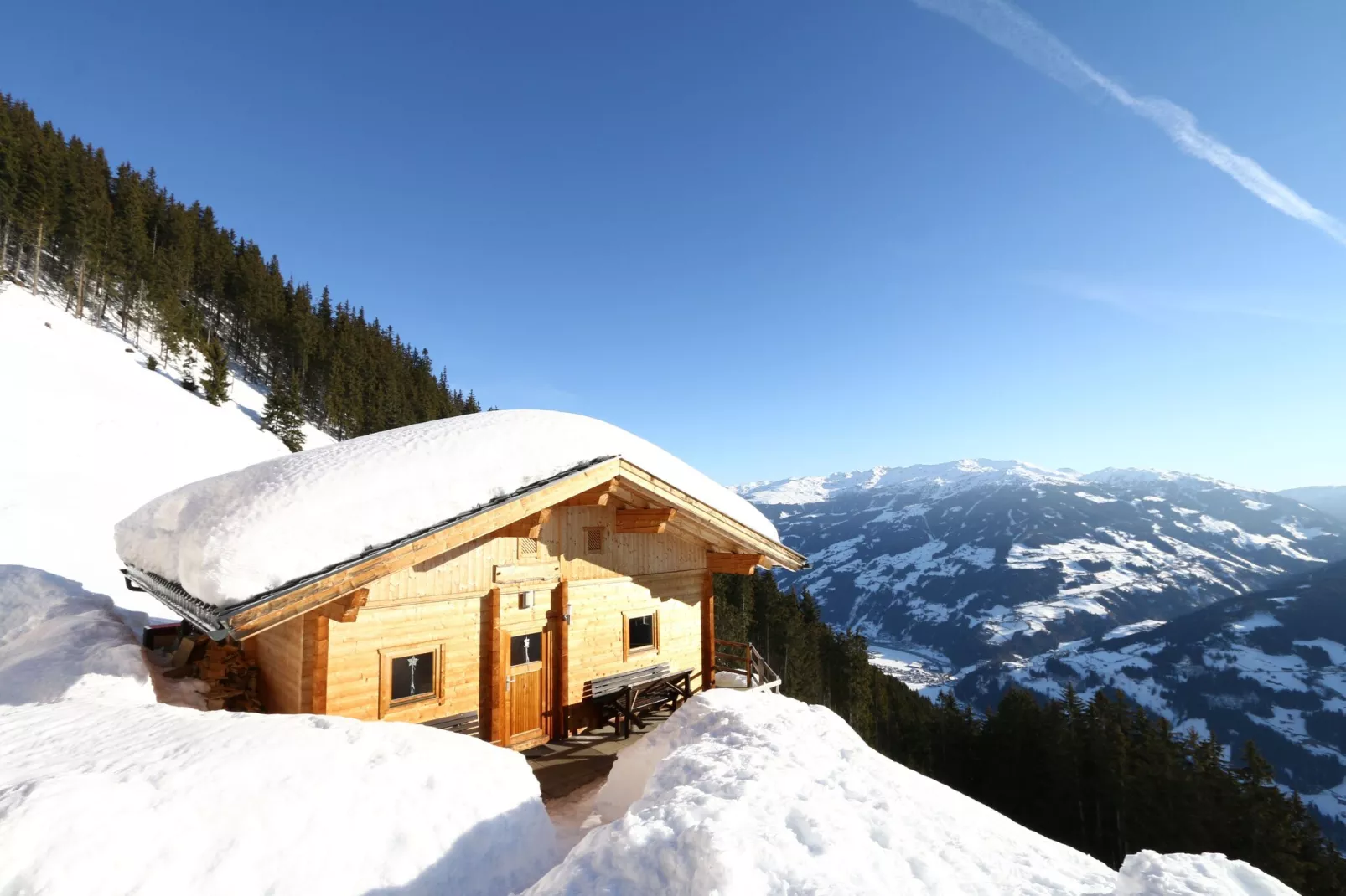 Almhütte Nase-Exterior winter