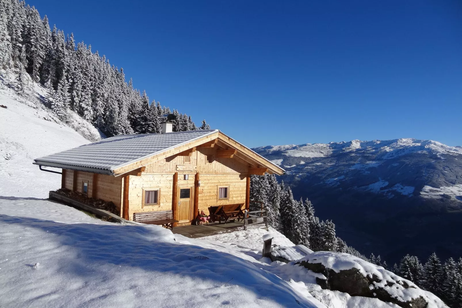Almhütte Nase-Exterior winter