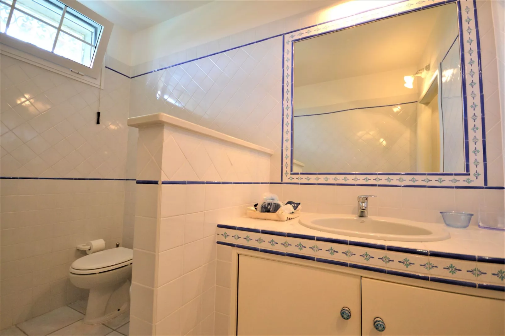 Valentina-Bathroom