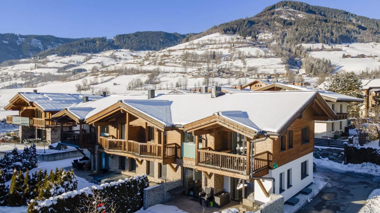Sonnen Lodge Kaprun-Exterior winter