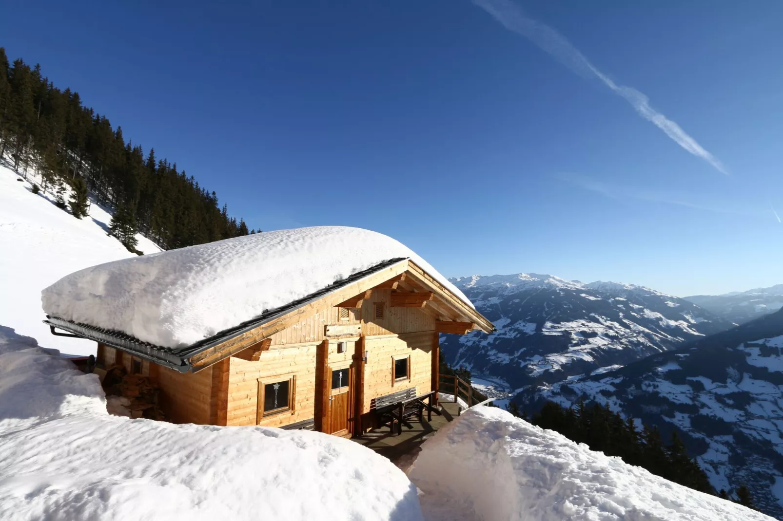 Almhütte Nase-Exterior winter